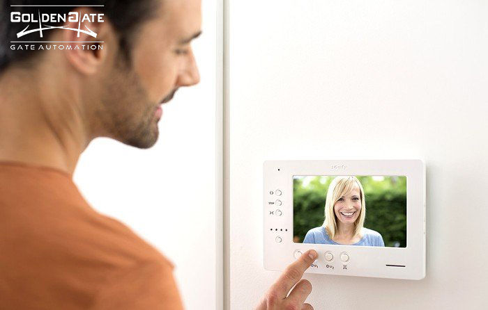 آیفون تصویری دیجیتال