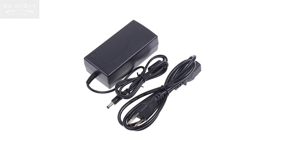 آداپتور مورد استفاده در دوربین مداربسته بهتر است چند ولت باشد؟