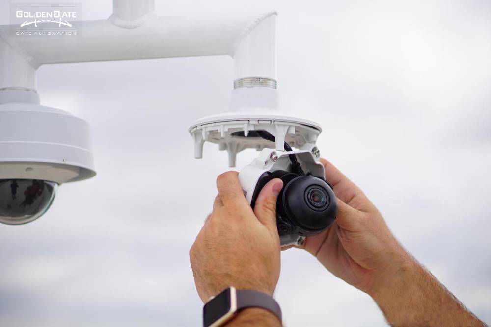 نصب دوربین مدار بسته بهتر است یا دزدگیر؟