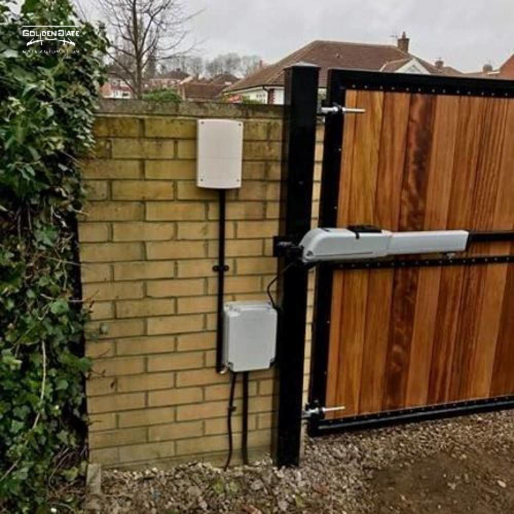 نکات حائز اهمیت در بررسی طریقه نصب جک برقی درب حیاط