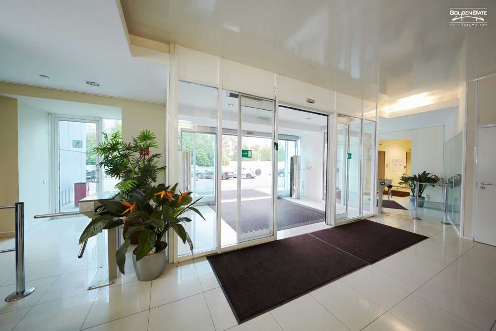 عملکرد درب  اتوماتیک شیشه ای بانک ها