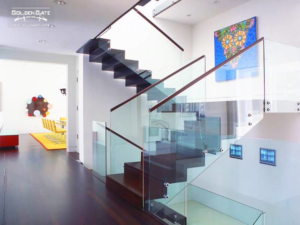  مزایای استفاده از هندریل شیشه ای فیکس پوینت